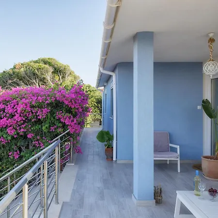 Holiday home Villino Blu By The Sea